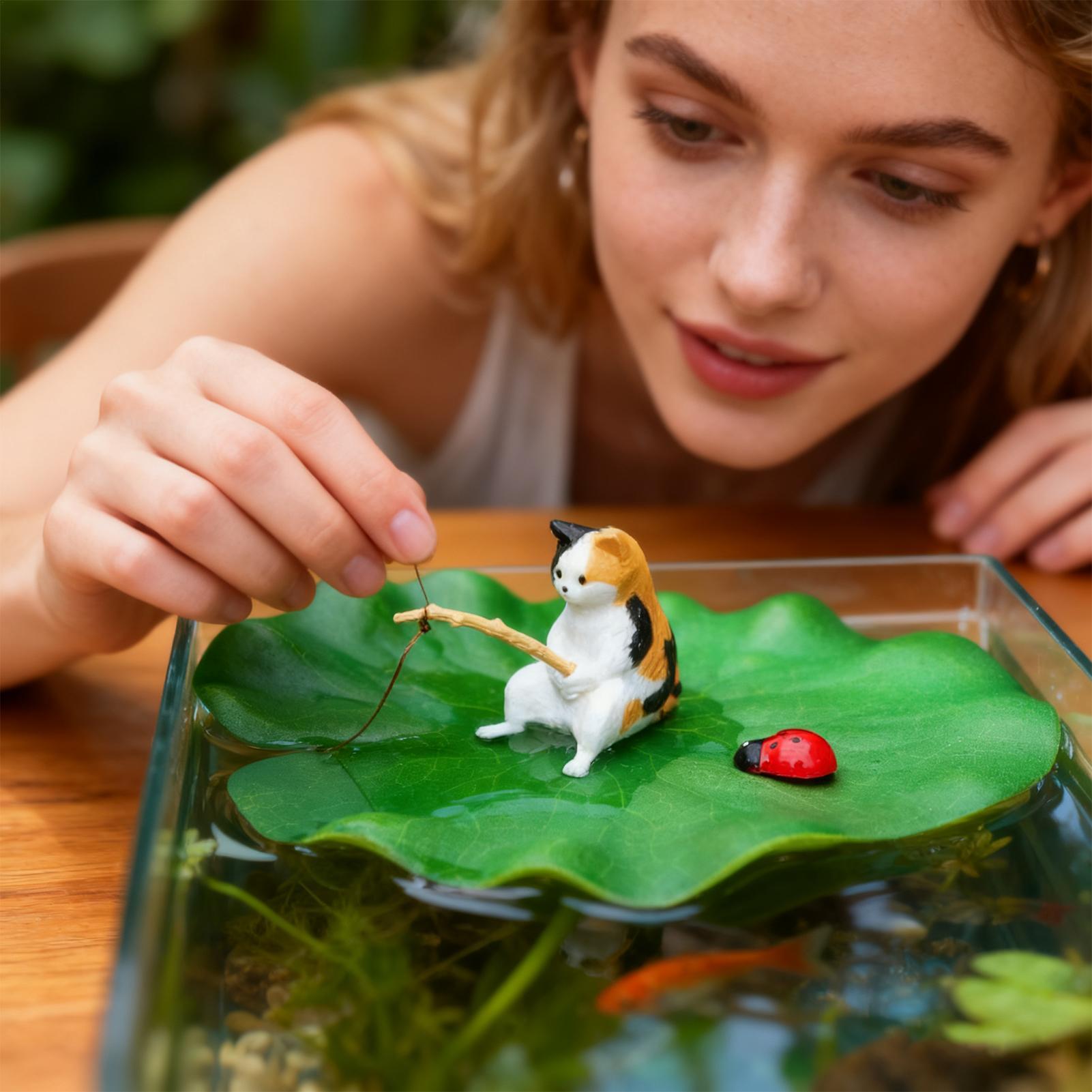 Cat Fishing on Floating Lily P - Aquarium Fish Names 评论和价格